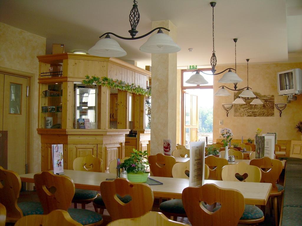 Hostel Burg